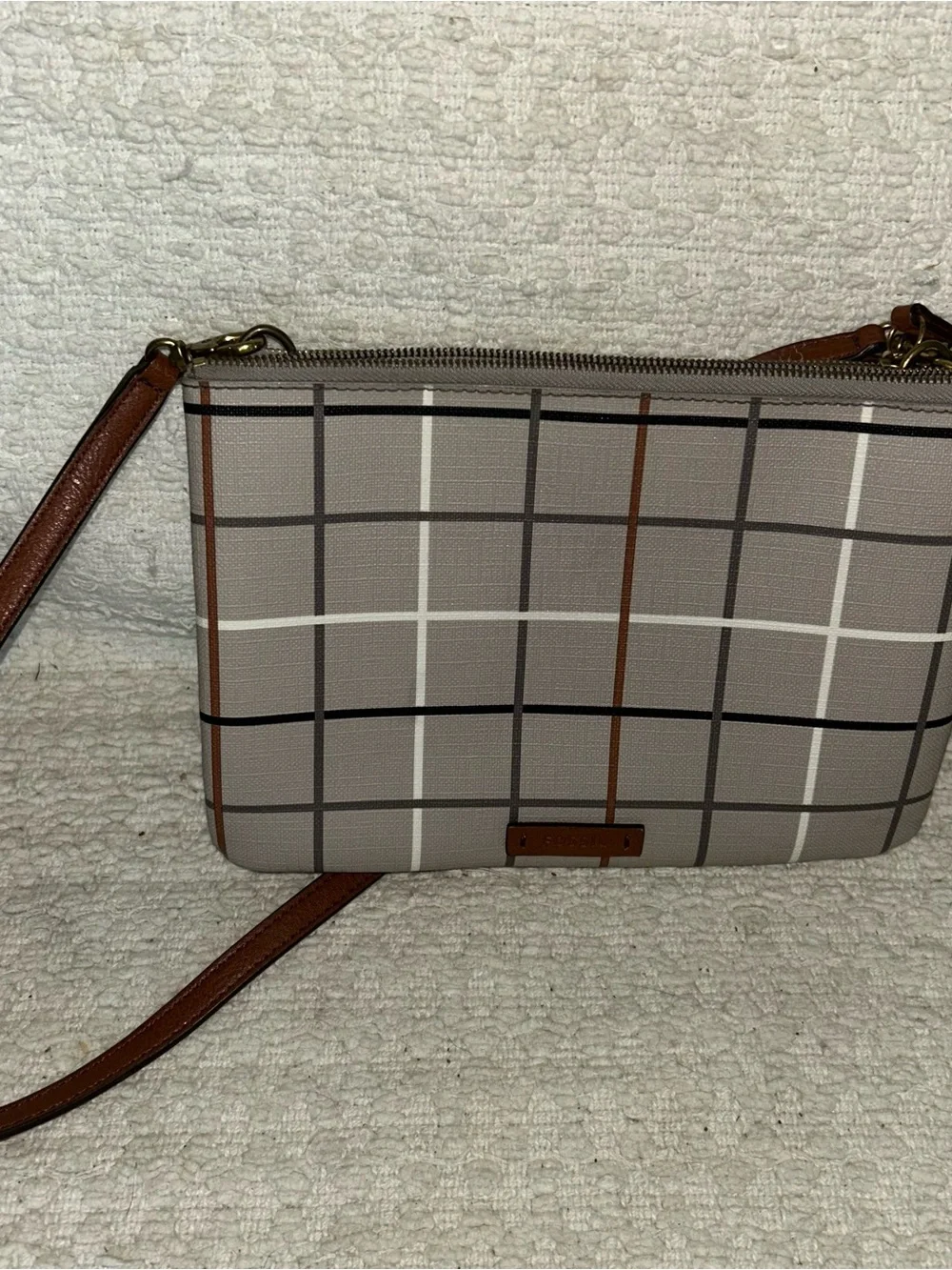 Fossil Crossbody shoulder bag purse brown with checker design plaid strap wallet
